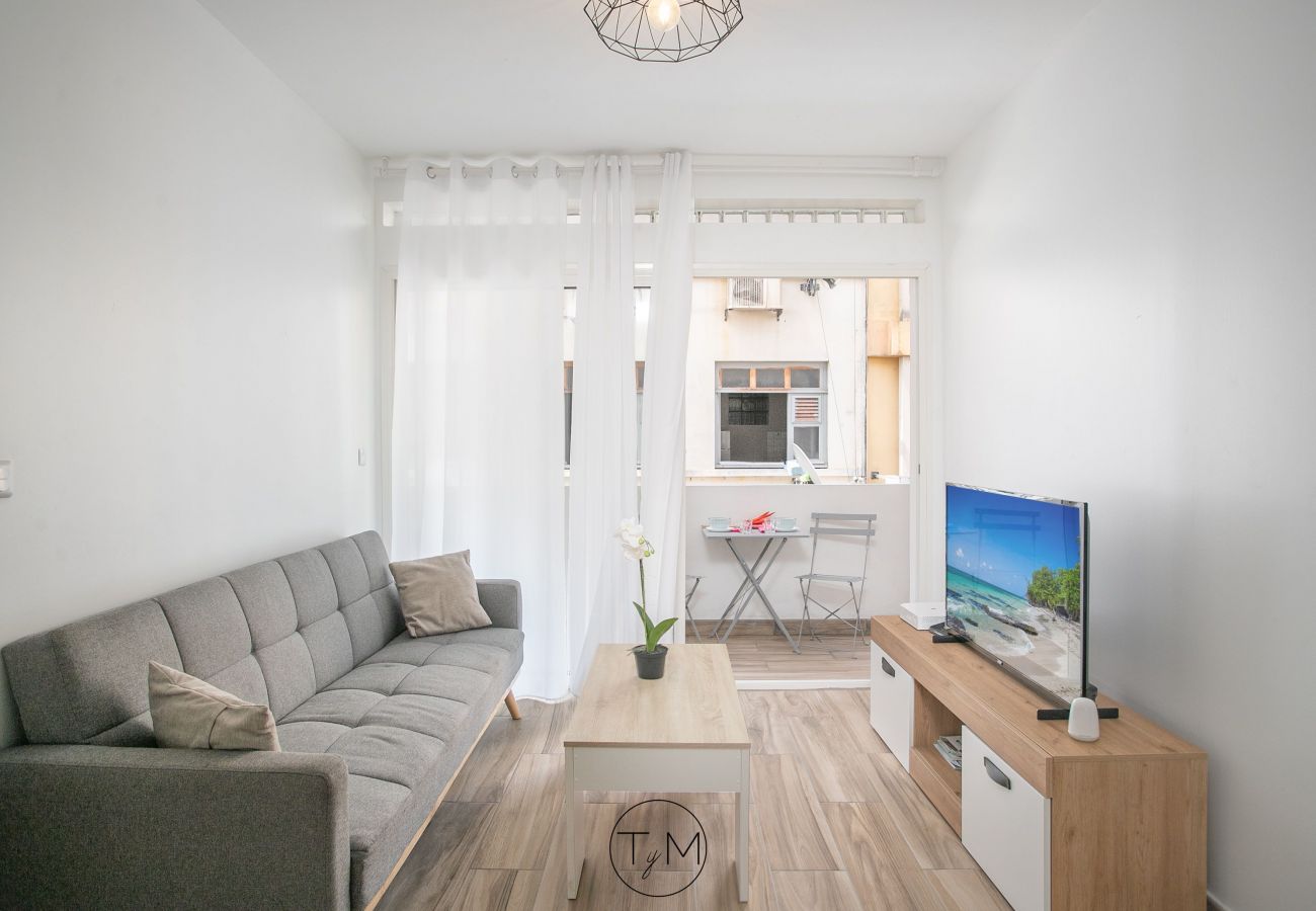 Appartement à Fort-de-France - AF-Carré d'AS - Le Trèfle - 2ème étage - 1 chambre Appartement à Fort-de-France - AF-Carré d'AS - Le Trèfle - 2ème étage - 1 chambre