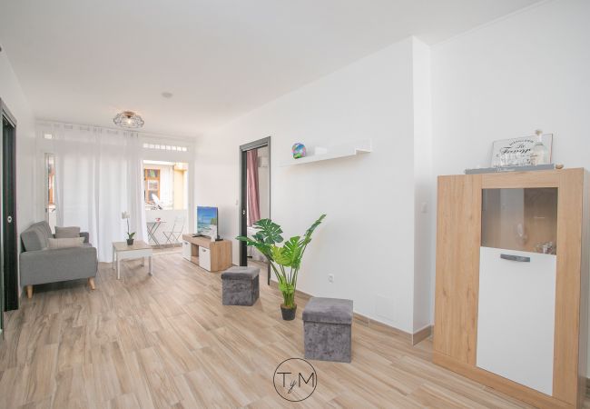 Appartement à Fort-de-France - AH-Carré d'AS - Le Carreau 3ème étage 1 chambre-Fo Appartement à Fort-de-France - AH-Carré d'AS - Le Carreau 3ème étage 1 chambre-Fo