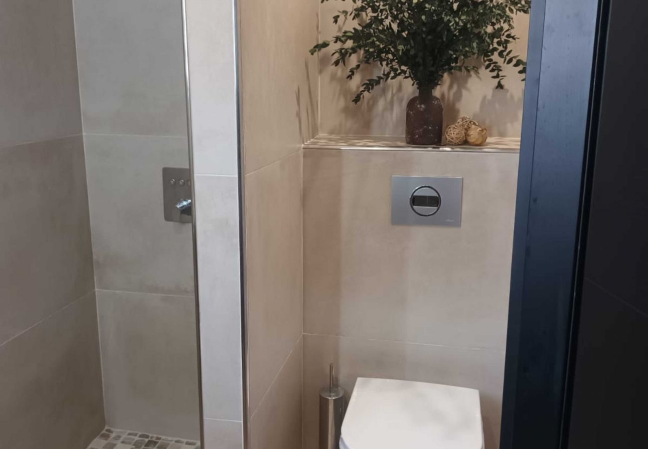 Studio à Fort-de-France - AB-Blénac Suites B - Résidence Appart-Hôtel- B (T1 Studio à Fort-de-France - AB-Blénac Suites B - Résidence Appart-Hôtel- B (T1