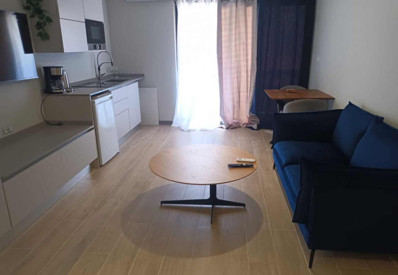 Studio à Fort-de-France - AB-Blénac Suites B - Résidence Appart-Hôtel- B (T1 Studio à Fort-de-France - AB-Blénac Suites B - Résidence Appart-Hôtel- B (T1