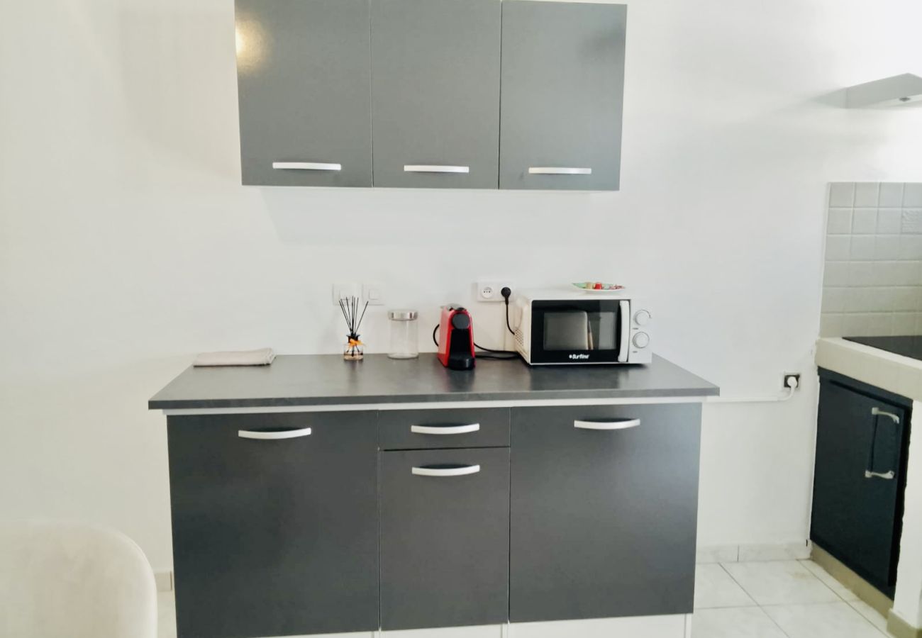 Appartement à Fort-de-France - AM-L95 APT 7